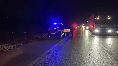 Sivas'ta hafif ticari araç şarampole uçtu: 8 yaralı!