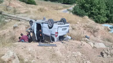 Şırnak'ta feci kaza! Hafif ticari araç devrildi: 7 kişi yaralandı