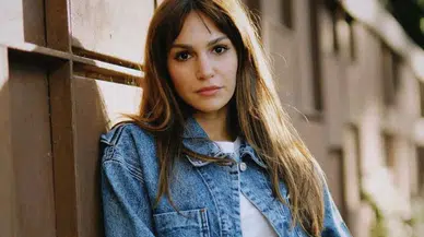 Ben Bu Cihana Sığmazsam Azra kimdir?