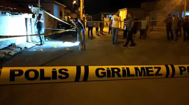 Edirne'de eşine sinirlenen adam, sokakta silahla intihar etti!