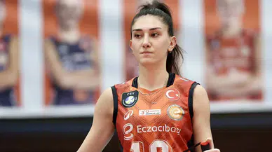 Milli voleybolcu Yaprak Erkek kimdir?