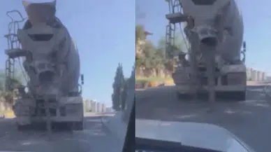 Hatay'da seyir halindeki mikserden yola beton döküldü! İşte o anlar...