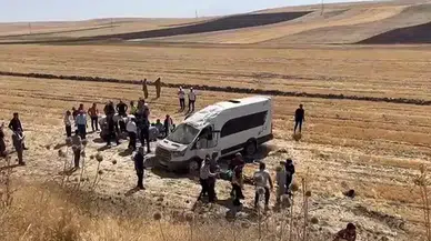 Muş'ta minibüs devrildi: Çok sayıda yaralı var!