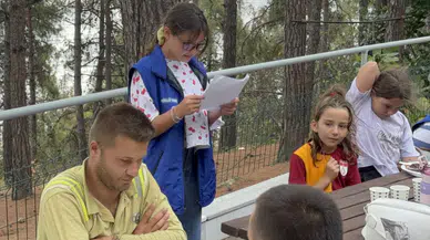 Tekirdağ'da öğrencilerden orman işçilerine duygulandıran ziyaret: Yazdıkları mektupları okudular