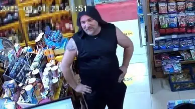 Markette sohbet ederken yere yığıldı: Genç adam hayatını kaybetti