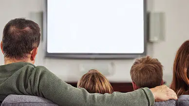 8 Ağustos TV yayın akışı: Bu akşam hangi dizi ve filmler var?