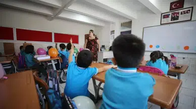 MEB açıkladı: 2025 okullar ne zaman açılacak?