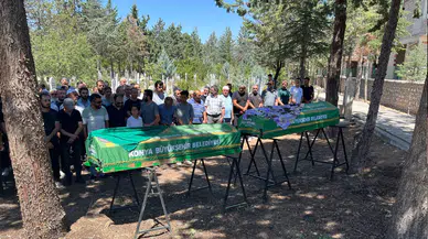 Suda çırpınan kardeşini kurtarmak istemişti: Kız kardeşler can verdi!
