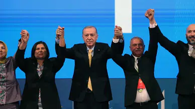 AK Parti’ye 9 belediye başkanı katıldı