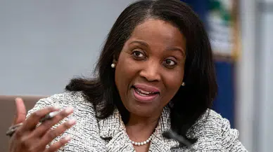 Lisa D. Cook kimdir? Trump tarafından neden görevden alındı?