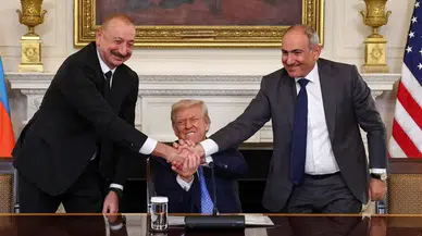 Aliyev ve Paşinyan tarihi imzaları attı: İran, Zengezur Koridoru için alarmda