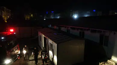 Malatya'da işçilerin kaldığı şantiyede yangın!