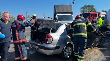 Ordu'da korkunç kaza! Otomobil ile kamyonet çarpıştı: 5 kişi yaralandı!