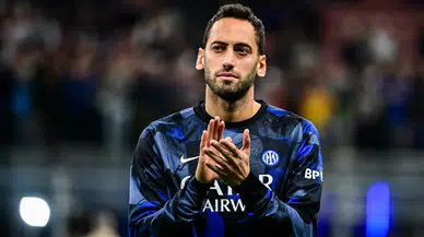Hakan Çalhanoğlu, Süper Lig devine imza atıyor