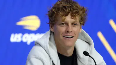 Jannik Sinner ve Iga Swiatek, ABD Açık'ta ikinci tura yükseldi