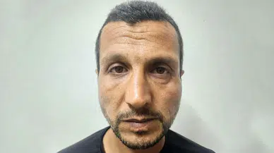 İzmir'de kan donduran olay: Kepçe ile kendi mezarını kazdırdılar!