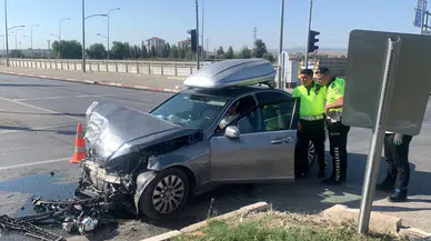 Karaman'da otomobil ile VIP minibüs çarpıştı: 6'sı Rus çok sayıda yaralı var!