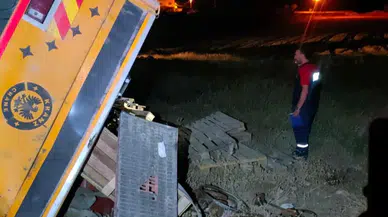 Siirt'te vinç devrildi: 1 yaralı!