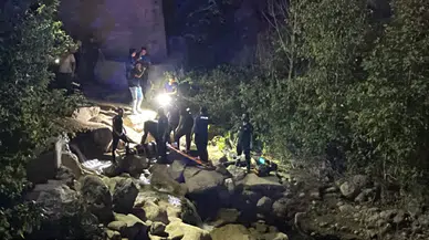 Kontrolden çıkan şarjlı bisiklet dereye uçtu: 1 ölü, 1 yaralı