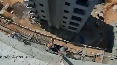 Mersin'de elektrik arızası korkuttu: 2 işçi 8. kattaki iskelede mahsur kaldı!