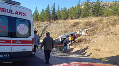 Malatya'da otomobil devrildi: 3 yaralı!
