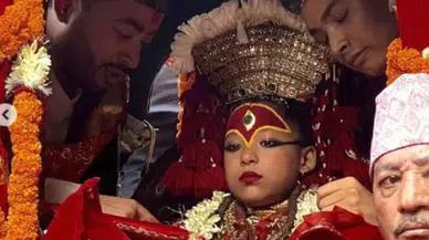 Nepal’de ilginç gelenek: 2 yaşındaki kız tanrıça ilan edildi
