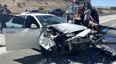 Kayseri Bünyan’da otomobil ile traktör çarpıştı: 4 yaralı