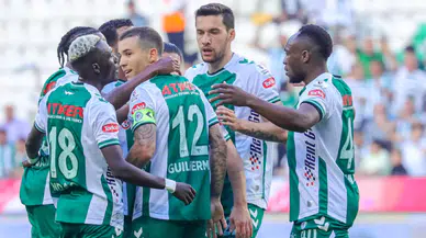 Konyaspor, sahasında Başakşehir'i 2-1 mağlup etti