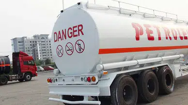 Nijerya'da petrol tankeri şoförlerinden grev kararı: Akaryakıt krizi kapıda!