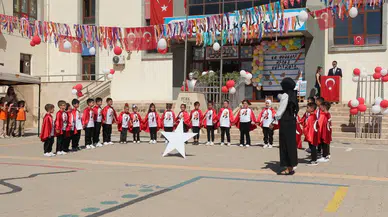 Cizre’de ilköğretim haftası kutlandı