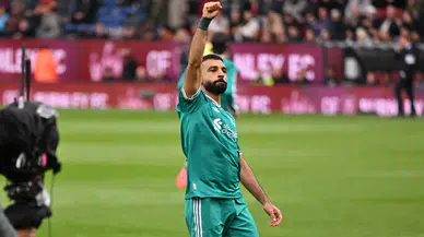 Liverpool, Burnley deplasmanında 3 puanı uzatma anlarında aldı