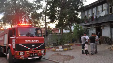 Isparta'da ahşap ev yangını!