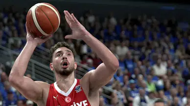 Alperen Şengün tarihe geçti