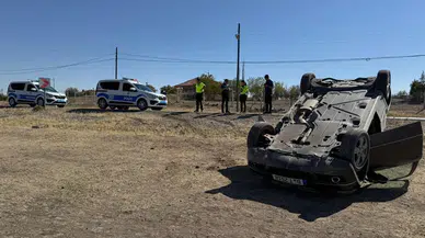 Konya’da otomobil şarampole devrildi: 4 kişi yaralandı!