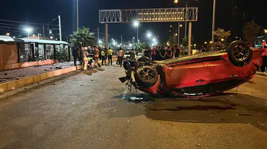 Hatay'da bir otomobil kaldırımdaki yayalara çarptı: 3 ölü, 3 yaralı!