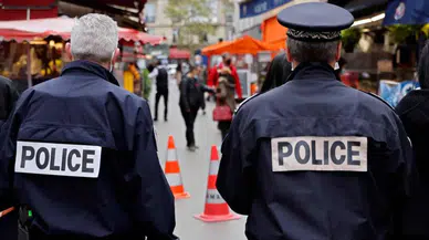 Paris'te müze soygunu: 710 bin dolar değerinde altın çalındı!