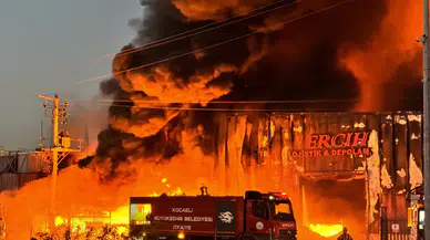 Kocaeli'de lojistik deposunda yangın!