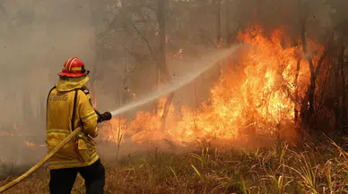 Madrid'de orman itfaiyecilerinin süresiz grevi devam ediyor: Protesto düzenlediler!