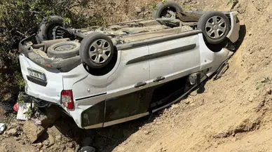 Adıyaman'da otomobil uçuruma yuvarlandı: 1 ölü, 4 yaralı