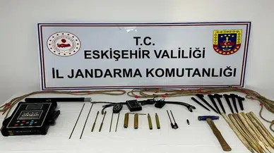 Eskişehir'de kaçak kazı yapan 5 şüpheliye jandarmadan operasyon
