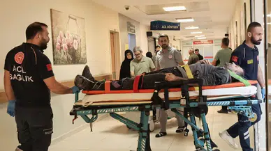 Bursa'da korkutan kaza: Üzerine sunta devrilen işçi yaralandı