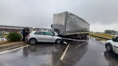 Manisa'da zincirleme kaza faciası: 1 ölü, 2 yaralı