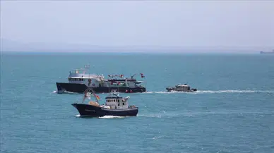 Sumud filosunda su alan teknedeki yolcuları Türkiye kurtardı!