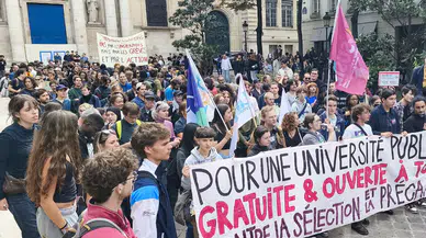 Fransa'da Macron karşıtı eylemler: 540 kişi gözaltında!