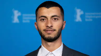 İsrail askerleri, Oscar ödüllü Filistinli yönetmen Basel Adra'nın evini evini bastı