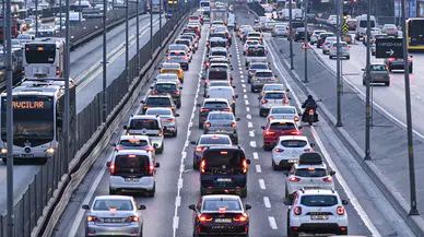 İstanbul'da trafik yoğunluğu yüzde 71'e çıktı!