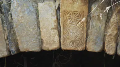 Aydın'da ilginç keşif: Temizlik sırasında sütun parçası bulundu