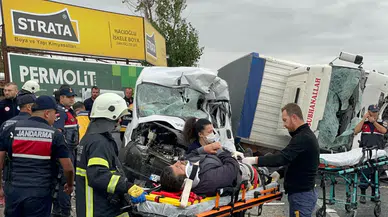 Tekirdağ'da işçi servisi ile kamyon çarpıştı: Çok sayıda yaralı var