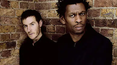 Massive Attack'ten Spotify'a boykot: Tüm eserlerini platformdan kaldırdı!