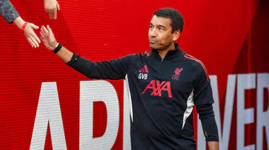 Liverpool'da Giovanni van Bronckhorst devrimi!
